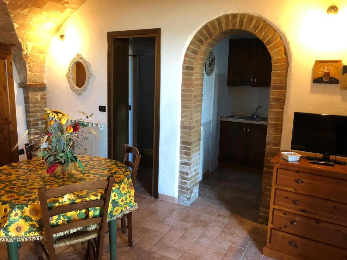Agriturismo Casale Giulia Volterra Exterior foto