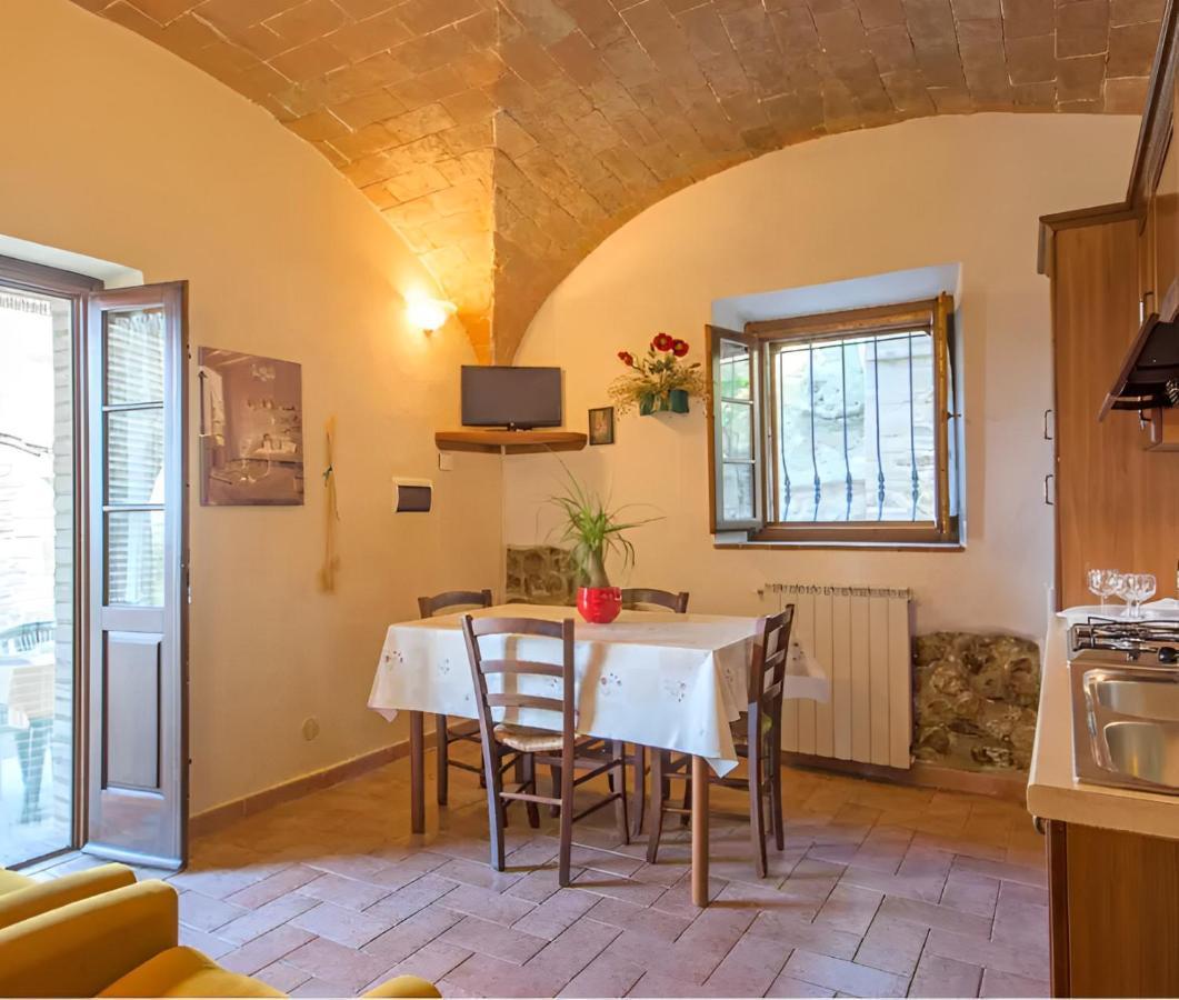 Agriturismo Casale Giulia Volterra Exterior foto